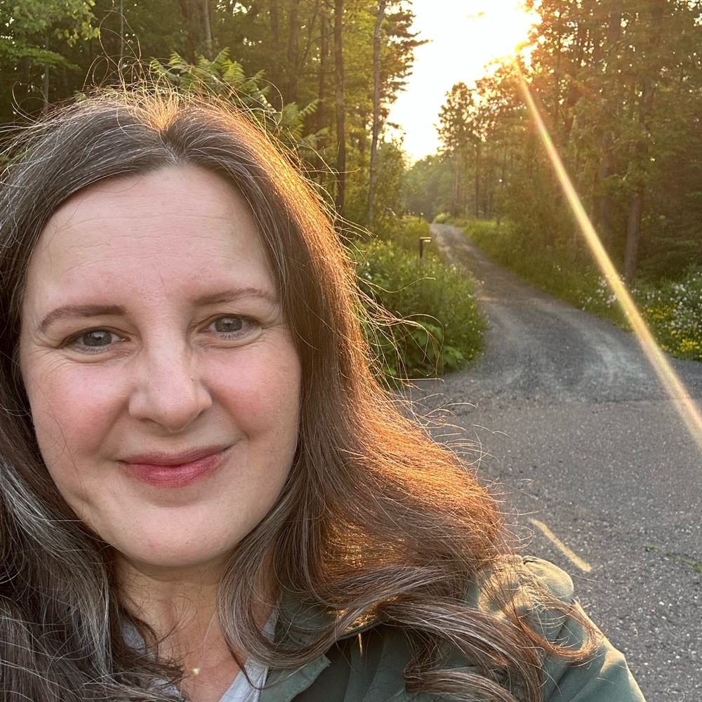 Meet your Posher, Jennifer